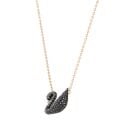 Swarovski Iconic Swan kolye, Siyah, Pembe altın rengi kaplama